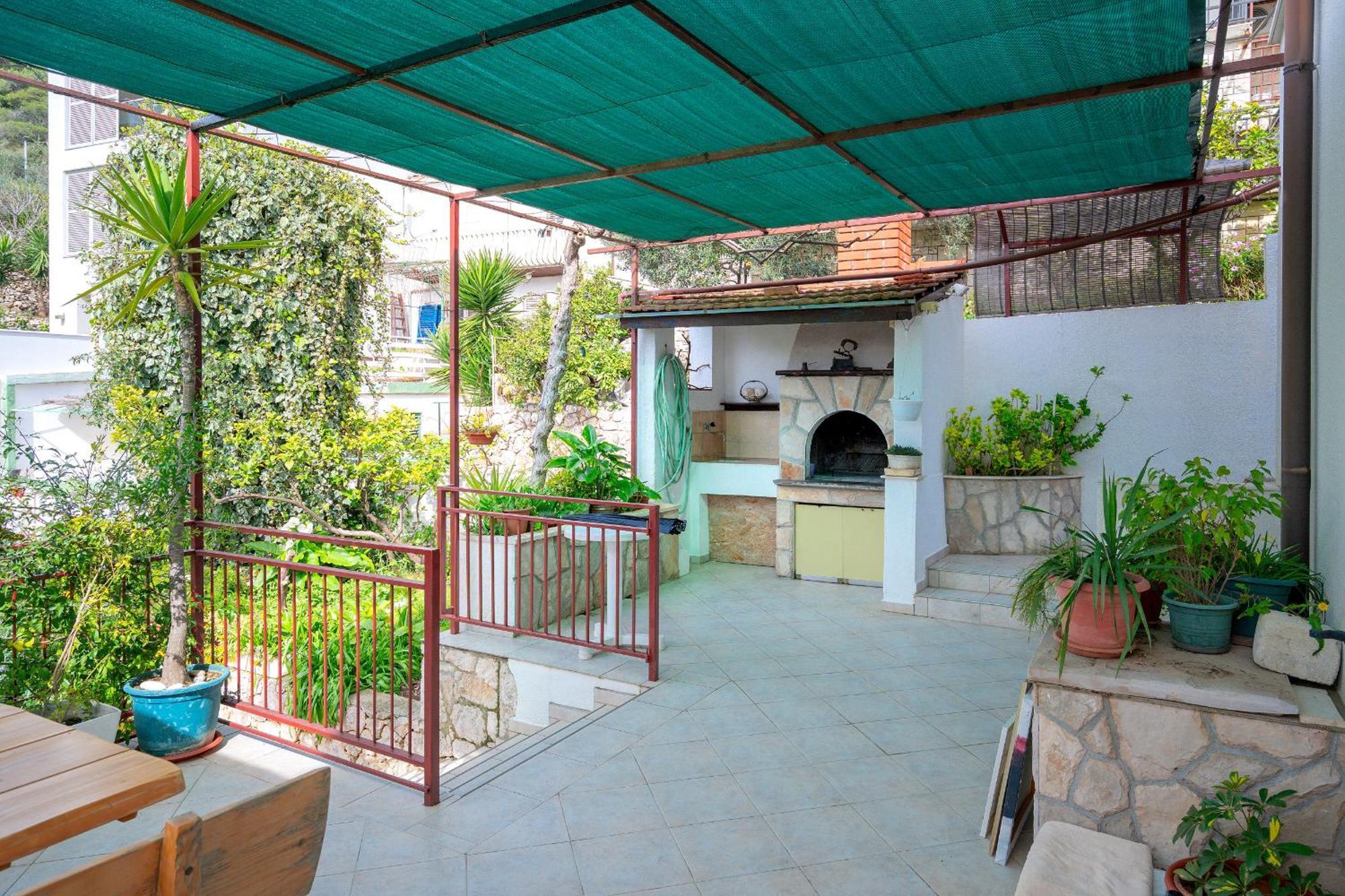Apartments Lucic Hvar Town Exterior foto